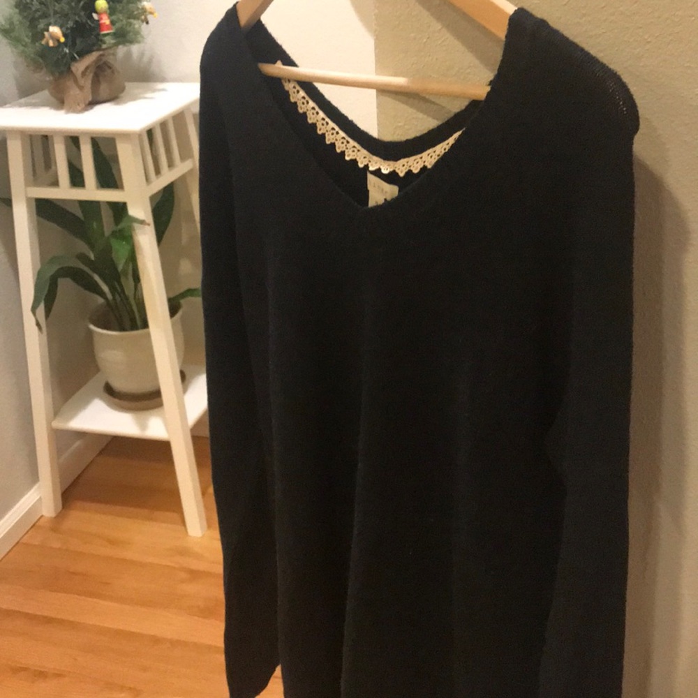 Pullover Sweater - Picture 2 of 3